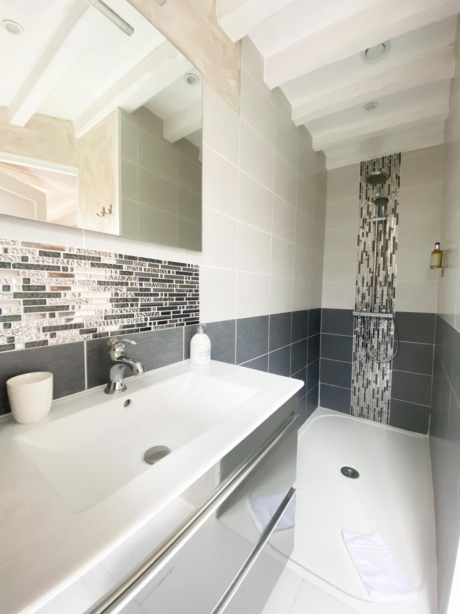 Chambres D'Hotes La Villa Alienor Лез-Анделі Екстер'єр фото