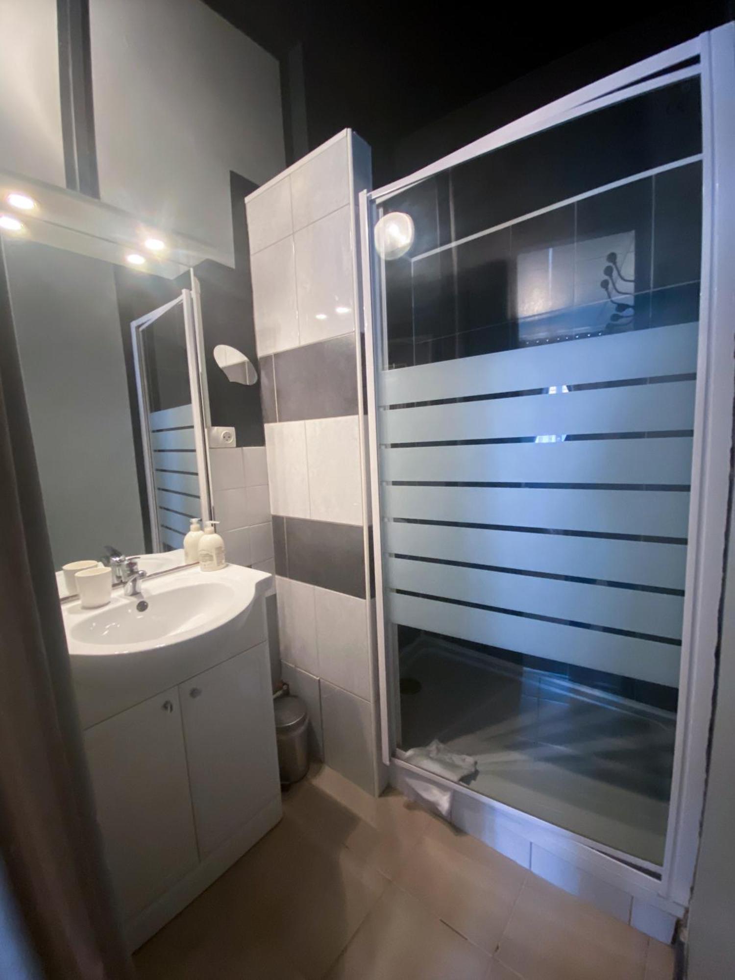 Chambres D'Hotes La Villa Alienor Лез-Анделі Екстер'єр фото