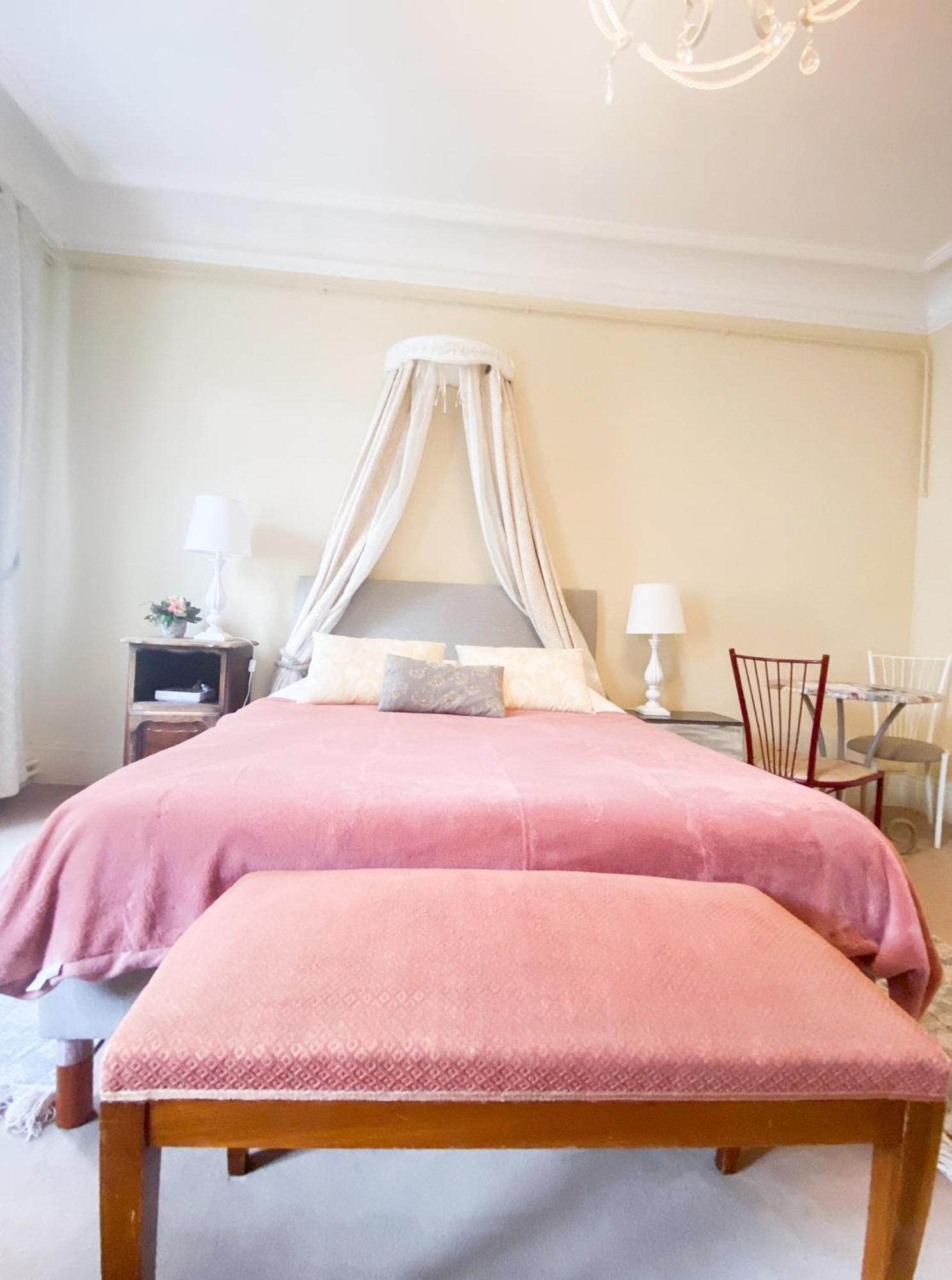 Chambres D'Hotes La Villa Alienor Лез-Анделі Екстер'єр фото