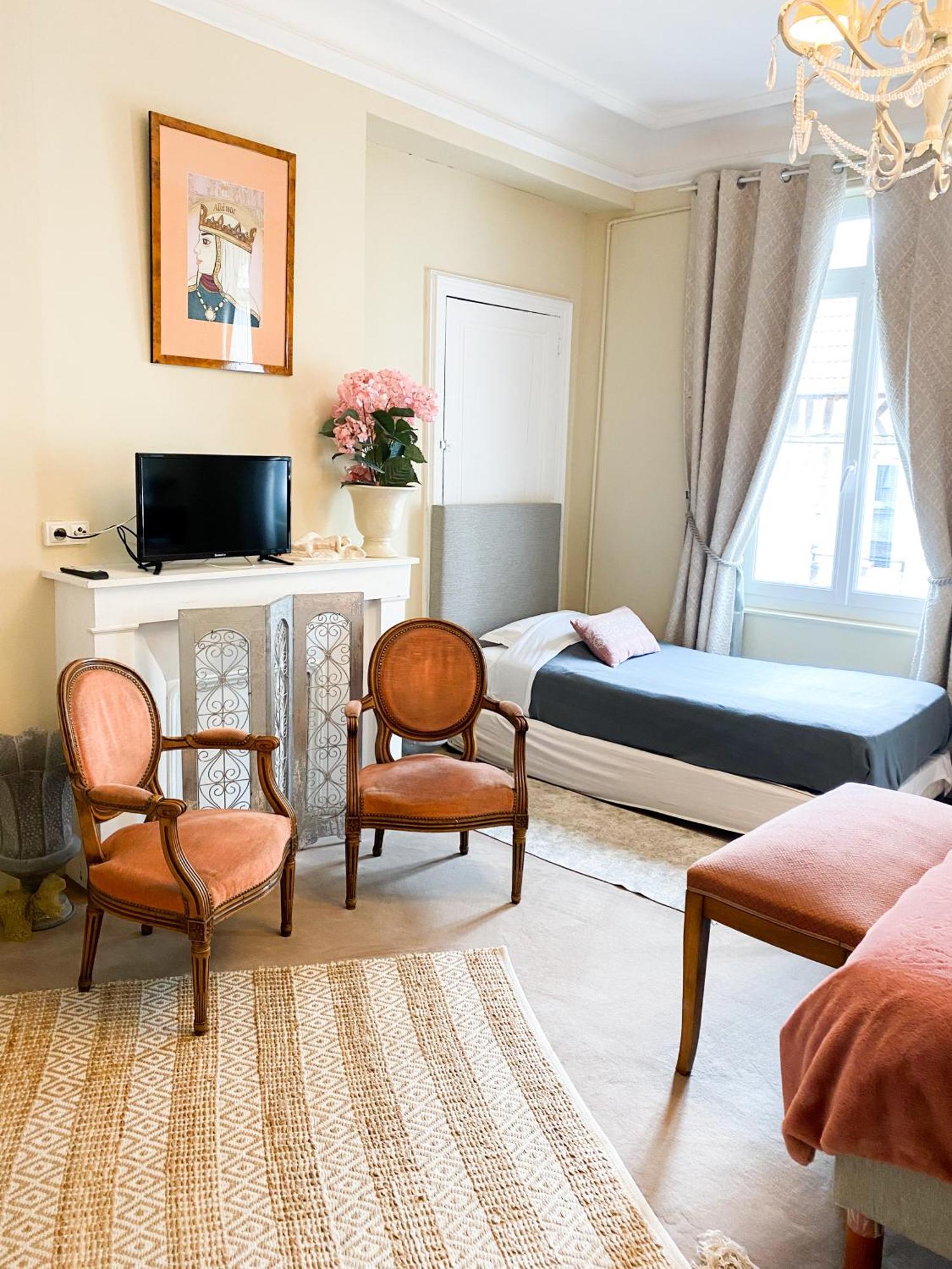 Chambres D'Hotes La Villa Alienor Лез-Анделі Екстер'єр фото